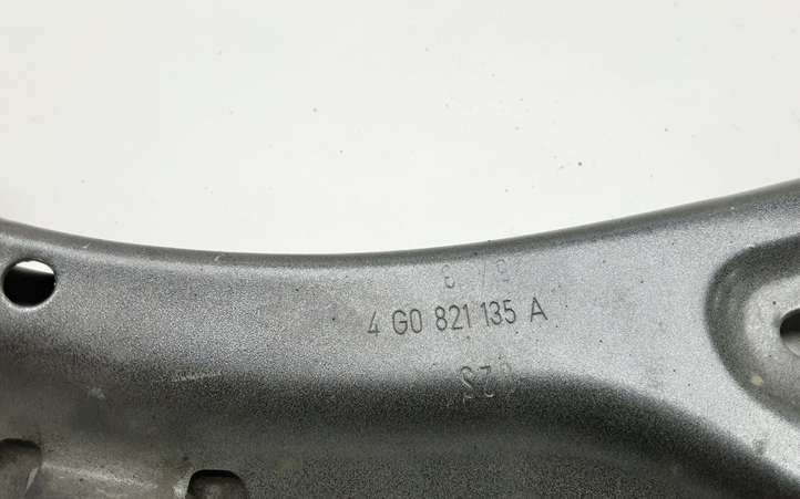 Audi A6 (2011 - 2014)  4G0821135A Держатель крыла