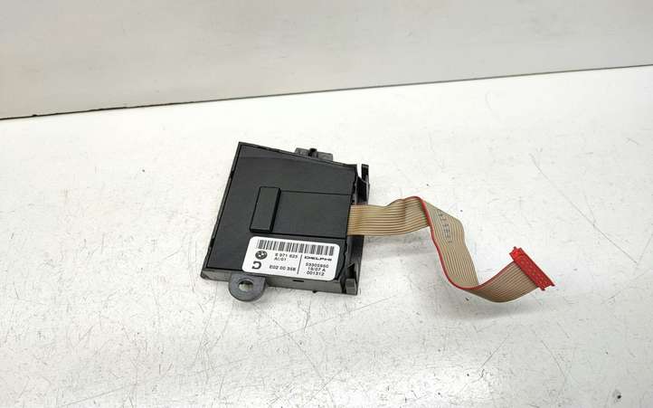 BMW 7 E65 E66 (2001 - 2008)  6971625 Включатель обогрева
