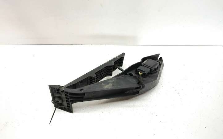 BMW X5 E70 (2006 - 2013)  6772645 Педаль акселератора