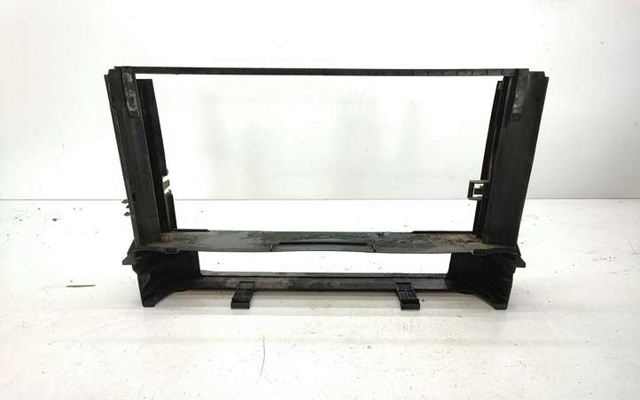 BMW 7 E65 E66 (2001 - 2008)  7788324 Кронштейны радиатора