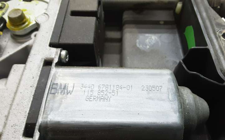 BMW 7 E65 E66 (2001 - 2008)  6781184 Модуль управления ручным тормозом