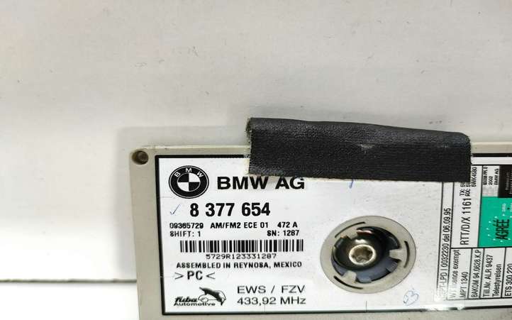 BMW X5 E53 (1999 - 2006)  8377654 Усилитель антенны