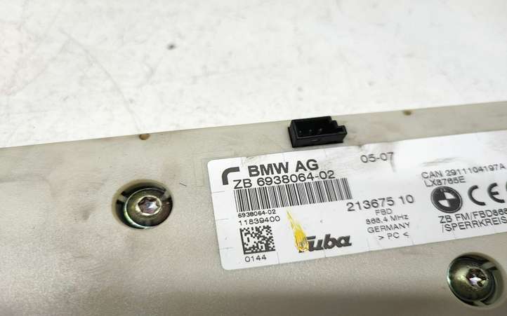 BMW 7 E65 E66 (2001 - 2008)  6938064 Усилитель антенны