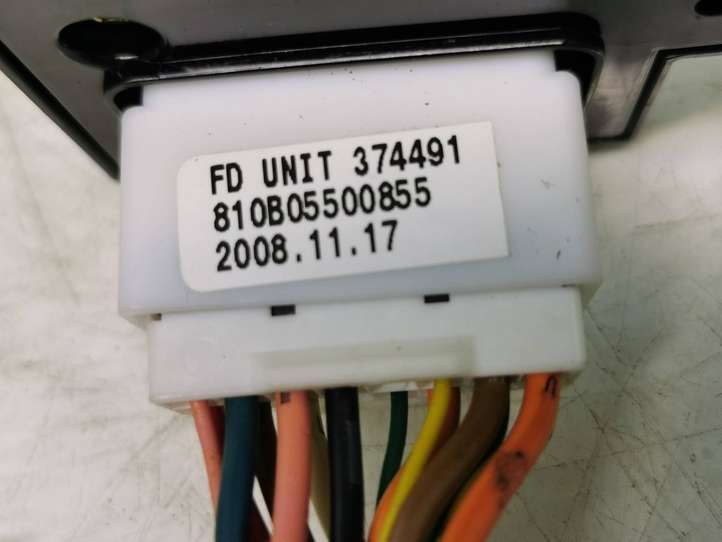 Hyundai i30 (2007 - 2012)  935702L010 Кнопка стеклоподъемников