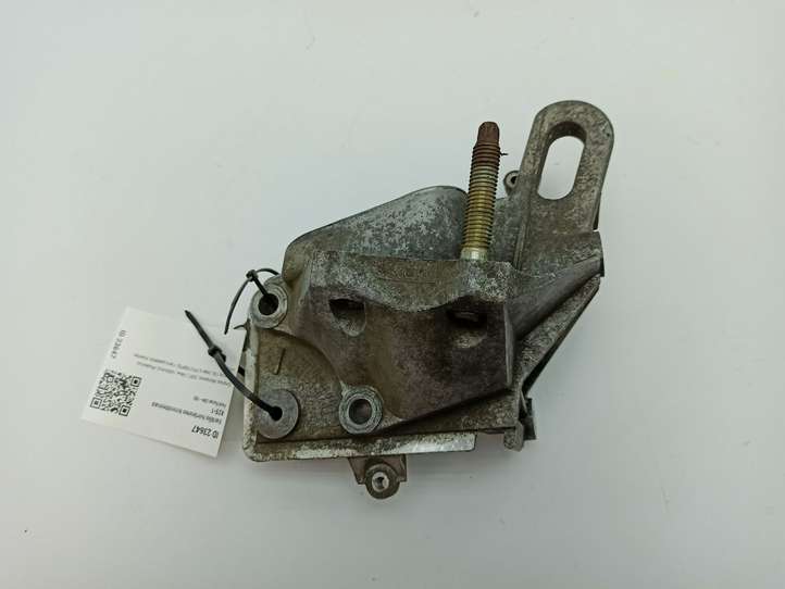 Ford Focus (2005 - 2008)  1N1G6F001AC Кронштейн