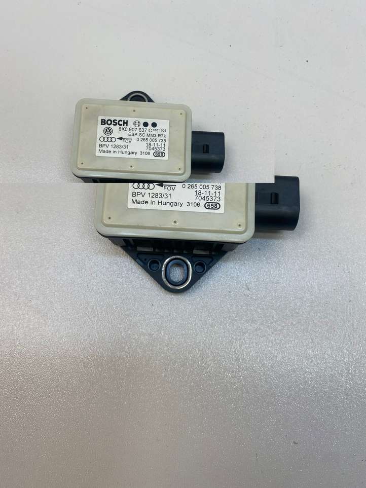 Audi A4 (2007 - 2011)  8K0907637C Датчик ESP (системы стабильности) (датчик курсовой устойчивости))