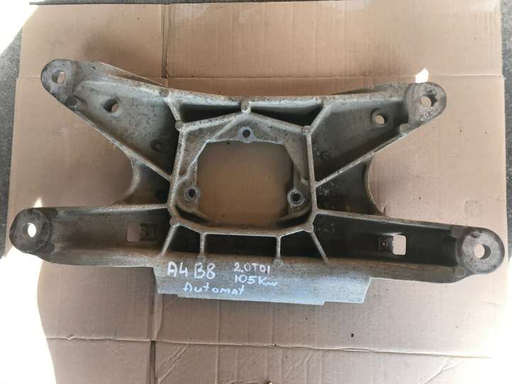 Audi A4 (2007 - 2011)  8K0399263K Кронштейн