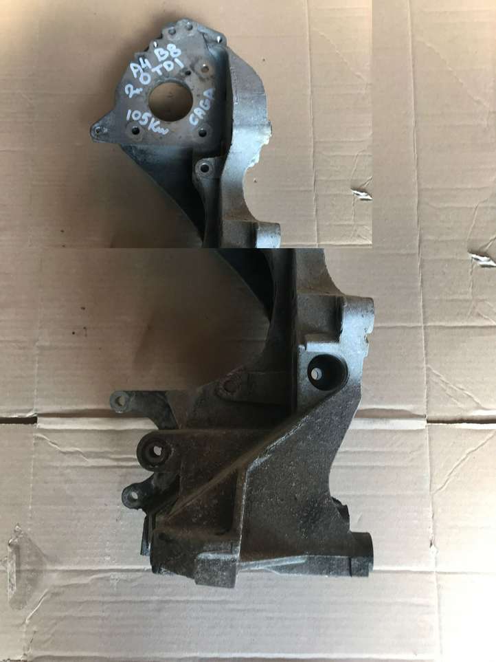 Audi A4 (2007 - 2011)  03L903143H Кронштейн