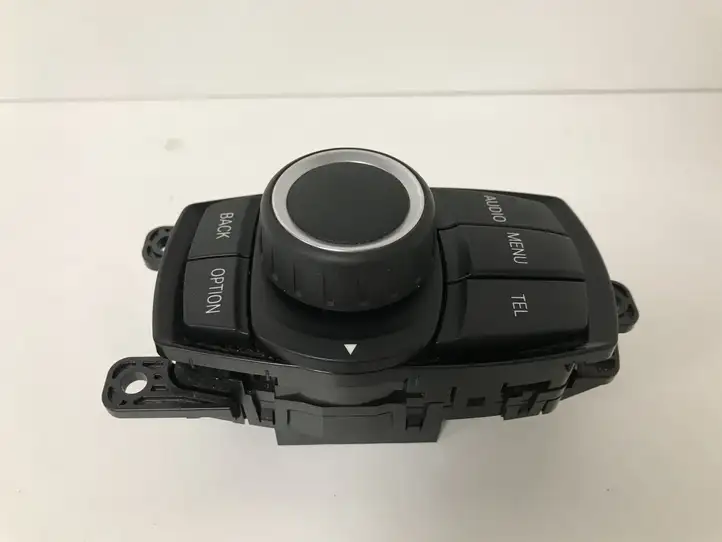 BMW 1 F20 F21 (2011 - 2019) ZE926170404 Контроллер мультимедийной системы — фото 1