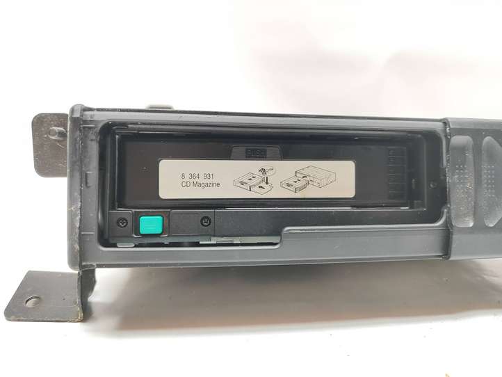 BMW 3 E90 E91 (2005 - 2012)  9181326 CD/DVD чейнджер