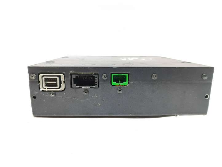 Volvo XC90 (2002 - 2006)  30679809 CD/DVD чейнджер
