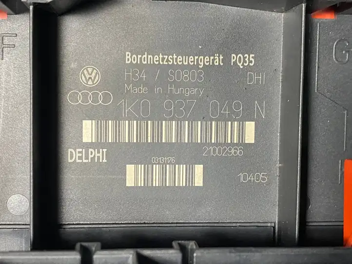 Skoda Octavia Mk2 (1Z) (2004 - 2013) 1K0937049N Модуль комфорта — фото 2