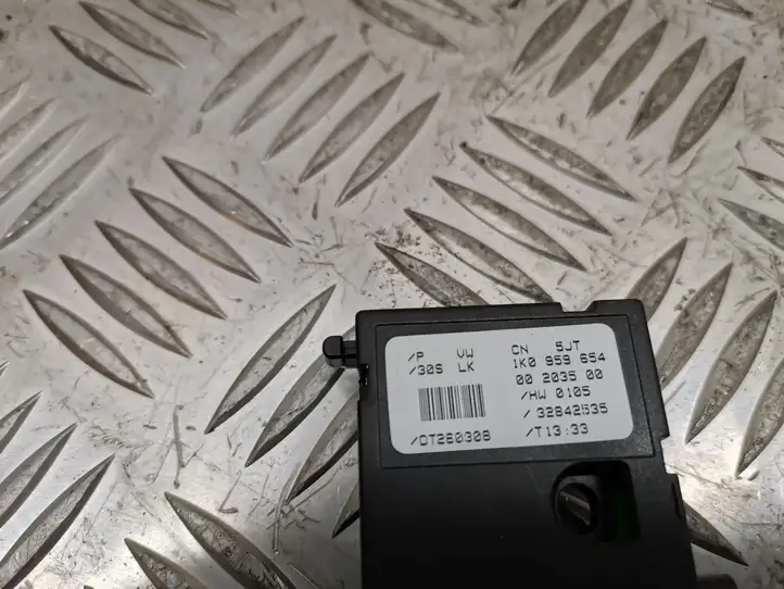 Audi A3/S3 8P (2004 - 2008) 1K0959654 Датчик угла поворота руля — фото 2