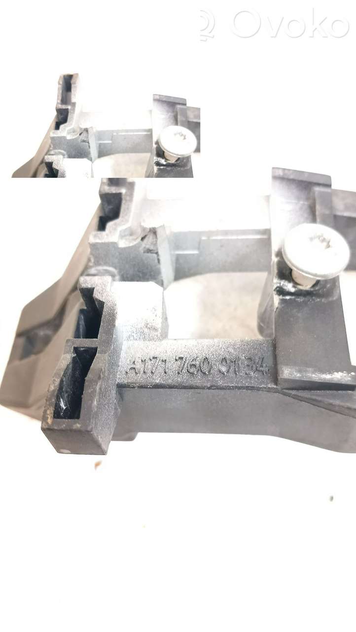 Mercedes-Benz SLK R171 (2005 - 2011)  A1717600134 Кронштейн