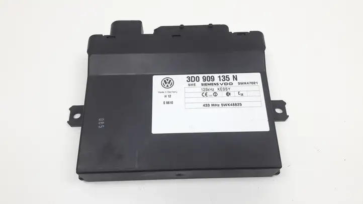 Volkswagen Touareg I (2002 - 2010) 3D0909135N Блок бесключевого доступа — фото 1