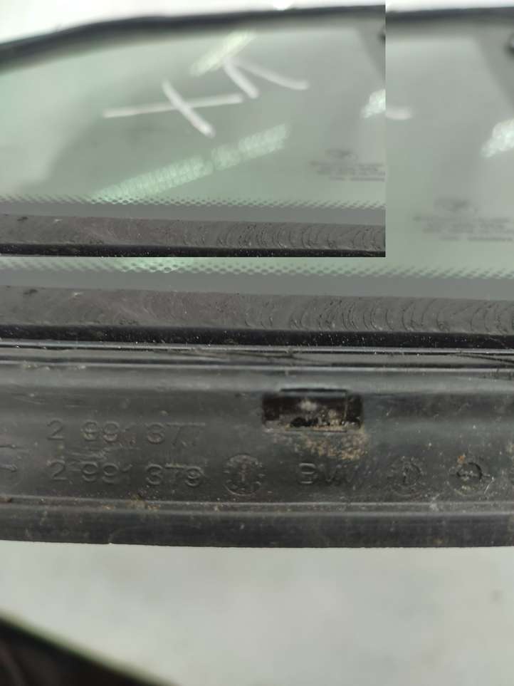 BMW X1 E84 (2009 - 2015)  2991375 Заднее боковое стекло кузова
