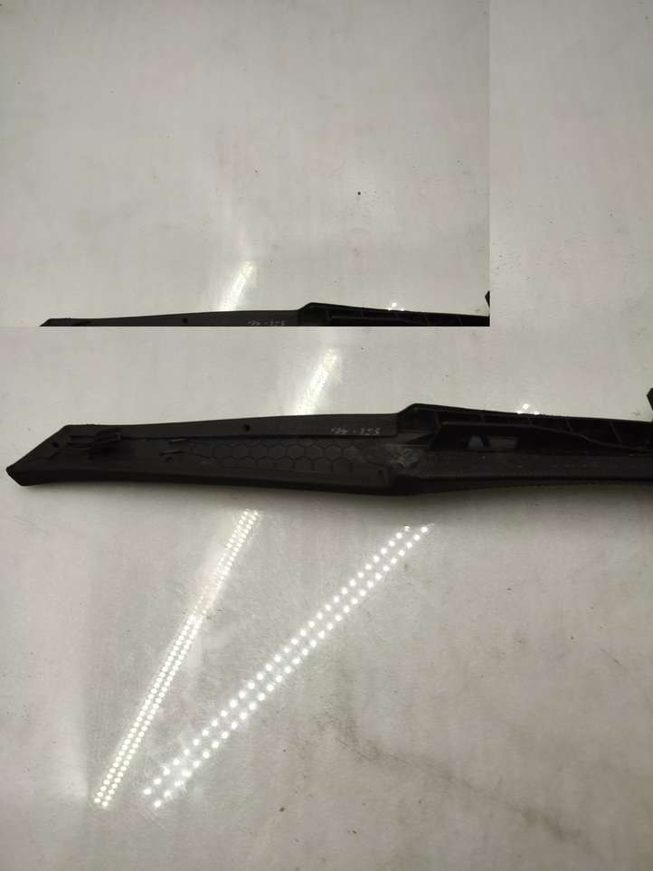 BMW 7 F01 F02 F03 F04 (2008 - 2016)  58450713 Другая центральная деталь консоли (туннеля)