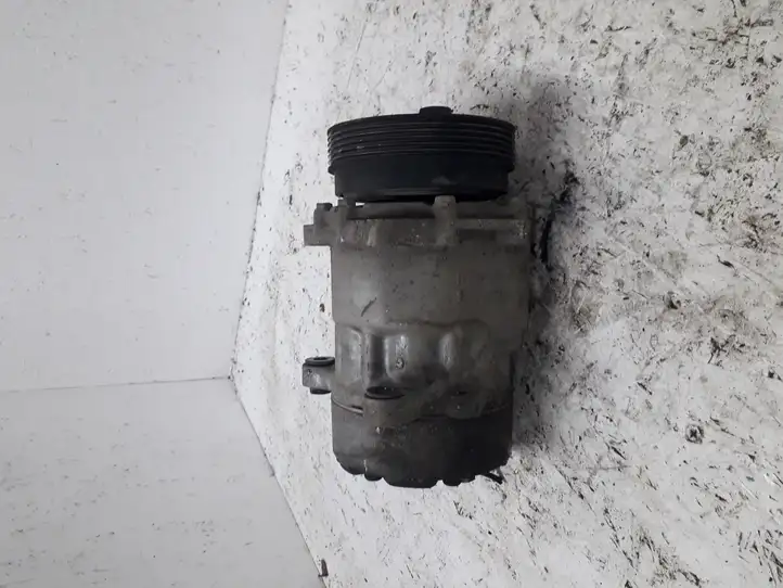 Volkswagen New Beetle (1997 - 2005) 1J0820803 Компрессор (насос) кондиционера воздуха — фото 1