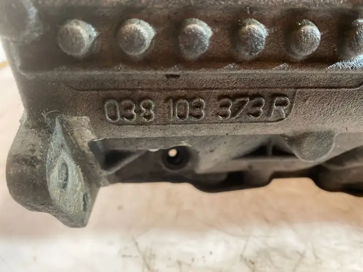 Volkswagen PASSAT B5.5 (2001 - 2005) 038103373R Головка блока цилиндров — фото 3