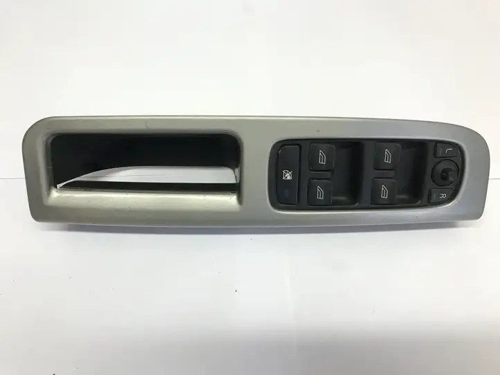 Volvo V50 (2004 - 2008) 8679666 Кнопка стеклоподъемников — фото 1