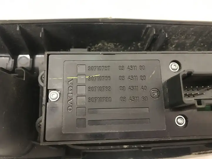 Volvo V50 (2004 - 2008) 8663817 Кнопка стеклоподъемников — фото 6