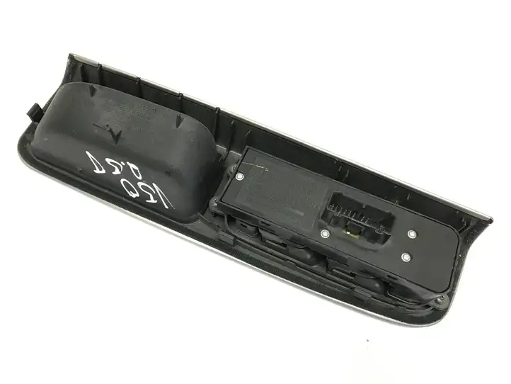Volvo V50 (2004 - 2008) 30710787 Кнопка стеклоподъемников — фото 3