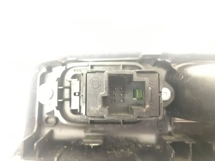 Volvo V50 (2004 - 2008) 8679678 Кнопка стеклоподъемников — фото 3