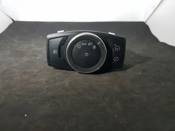 Ford Focus (2011 - 2015) B5MT13A024JC Включатель фонарей — фото 1