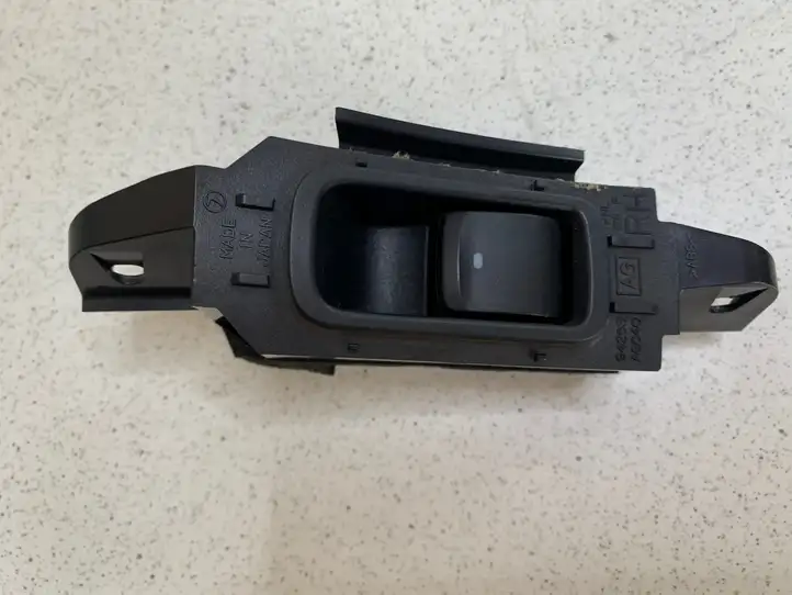 Subaru Legacy (2003 - 2009) 94263AG040 Блок кнопок стеклоподъемников — фото 1