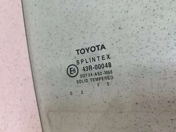 Toyota Avensis T250 (2006 - 2009) 43R00048 Стекло задней двери — фото 2