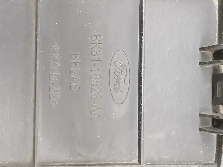 Ford Transit (2013 - 2017) BK3118526AA Прочие внешние детали — фото 2