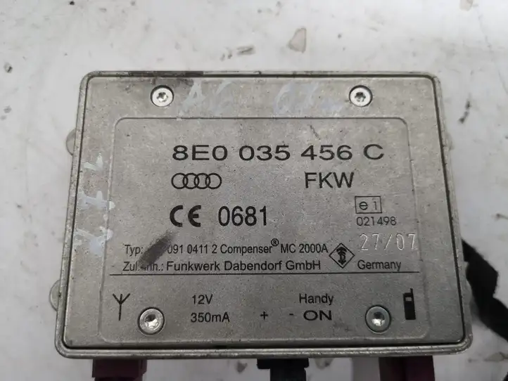Audi A6 S6 C6 4F (2004 - 2008) 8E0035456C Усилитель антенны — фото 1