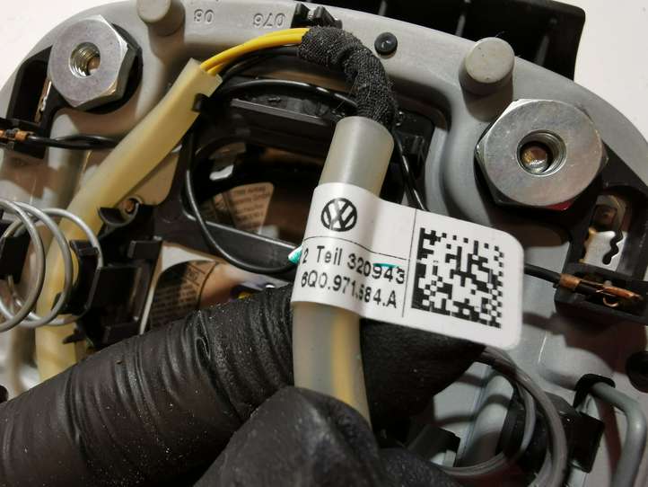 Skoda Roomster (2006 - 2010)  5J0880201D Подушка безопастности руля