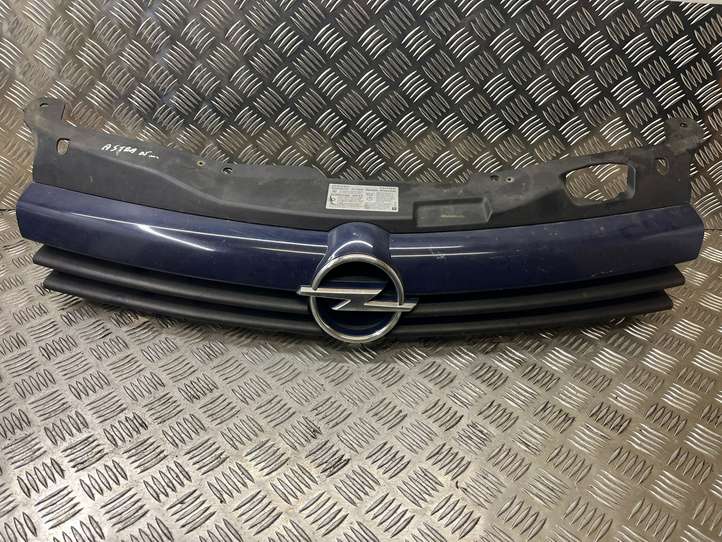 Opel Astra (2004 - 2009)  13108463 Передняя решётка
