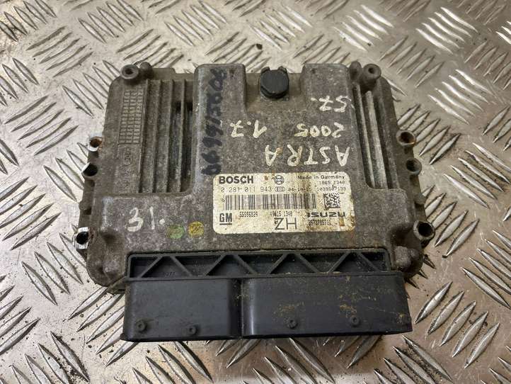 Opel Astra (2004 - 2009)  0281011943 Блок управления двигателя