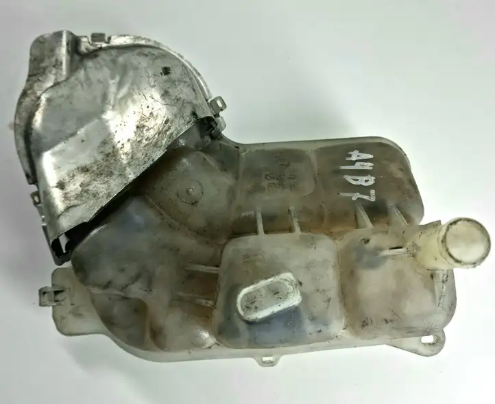 Audi A4 S4 B7 8E 8H (2004 - 2009) 8E0121405 Расширительный бачок — фото 2