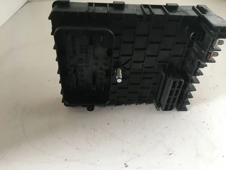 Volkswagen PASSAT CC (2008 - 2012) 3C0937125 Прочие блоки управления — фото 2