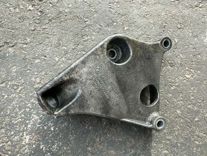 BMW 3 F30 F35 F31 (2012 - 2018)  6788611 Кронштейн