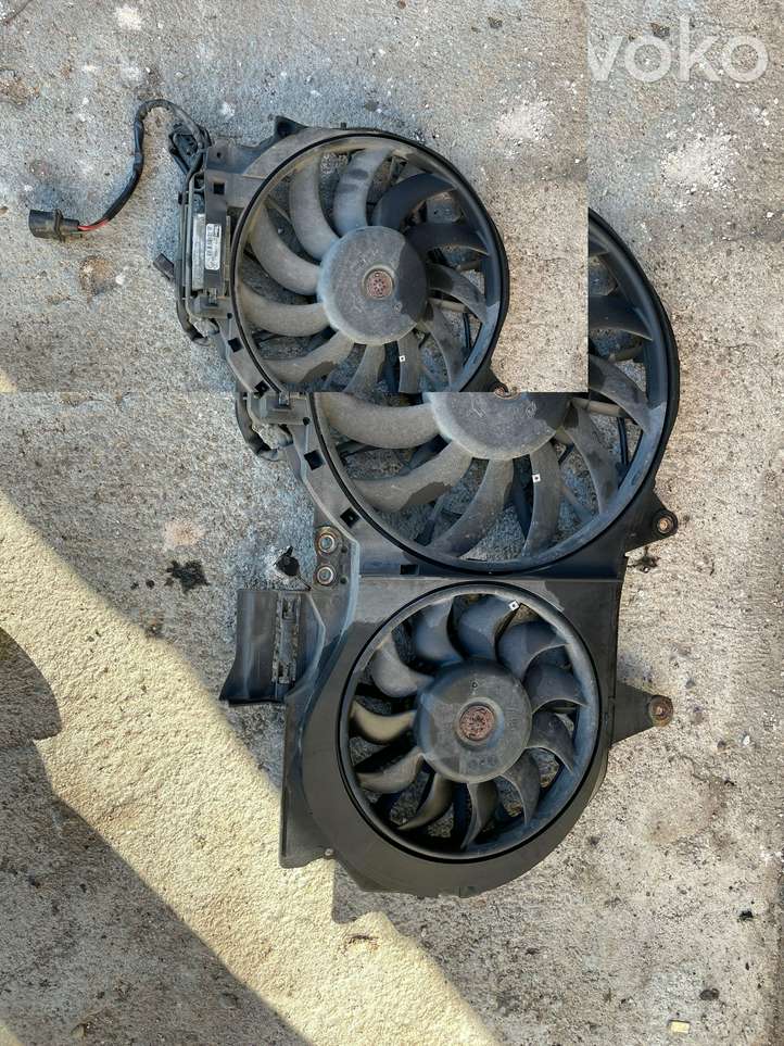 Audi A4 (2000 - 2006)  8E0121205AB Комплект вентиляторов