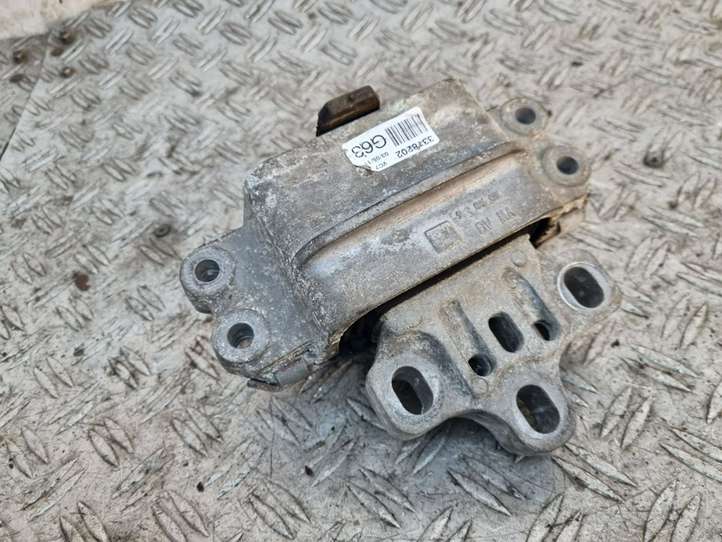 Volkswagen PASSAT B7 (2011 - 2014)  1K0199555AT Подушка двигателя