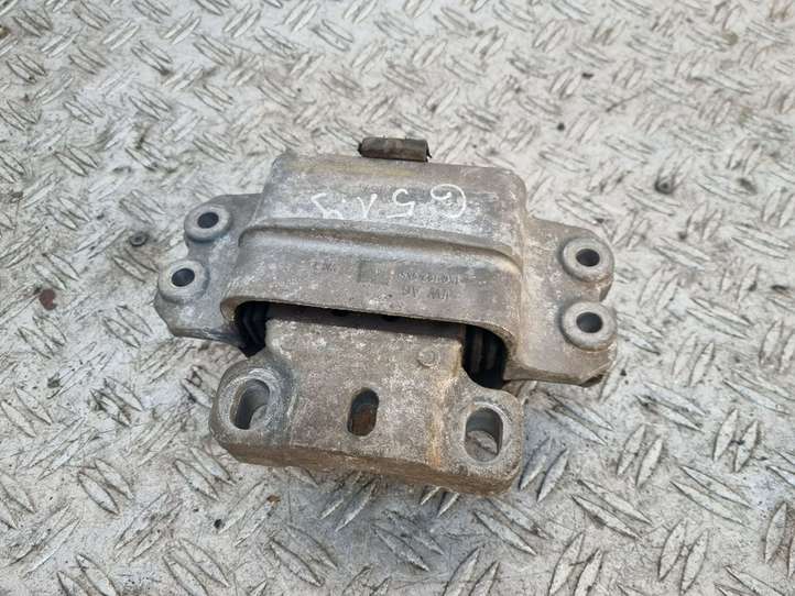 Volkswagen Golf V (2003 - 2009)  1K0199555M Подушка двигателя