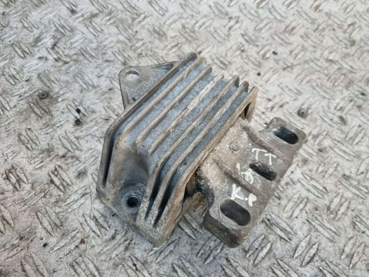 Audi TT (1998 - 2003)  8N0199555C Подушка двигателя
