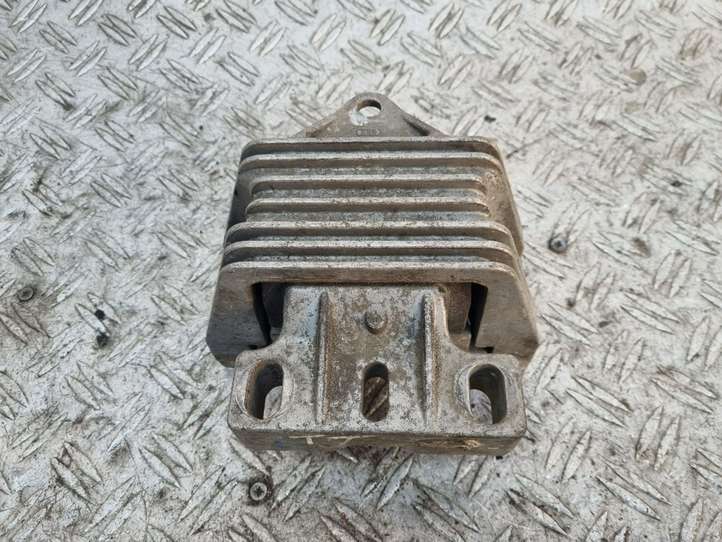 Audi TT (1998 - 2003)  8N0199555C Подушка двигателя