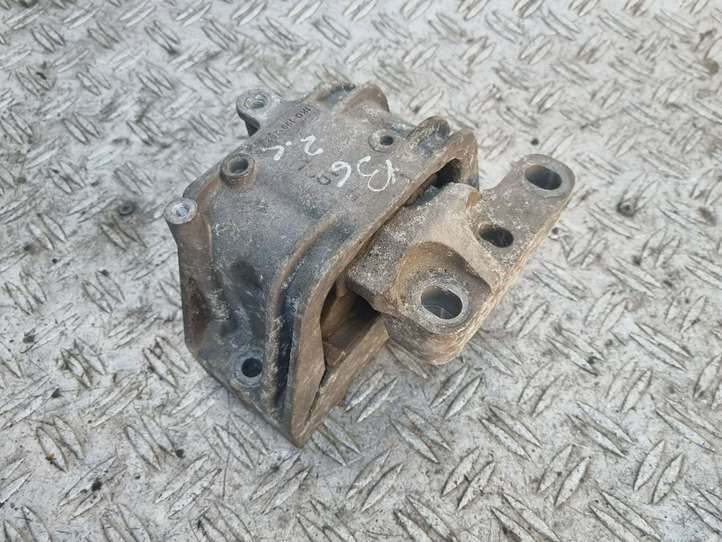 Volkswagen PASSAT B6 (2005 - 2010)  1K0199262P Подушка двигателя