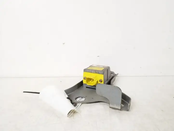 Toyota Yaris Verso (1999 - 2005) 89830-52010 Датчик удара SRS — фото 3