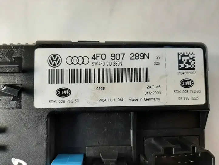 Audi A6 S6 C6 4F (2008 - 2011) 4F0907289N Модуль управления кузовом (BCM) — фото 2