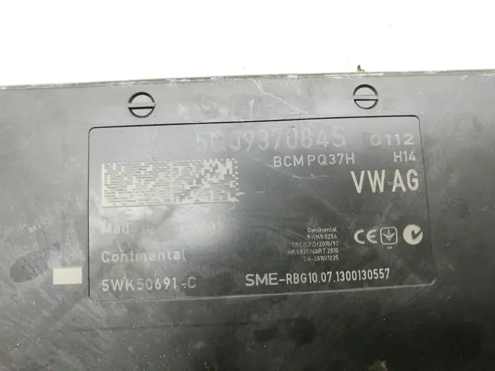 Volkswagen Golf VII (2013 - 2019) 5Q0937084S Модуль управления кузовом (BCM) — фото 3