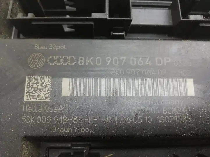 Audi A5 (2007 - 2011)  8K0907064DP Модуль кузова
