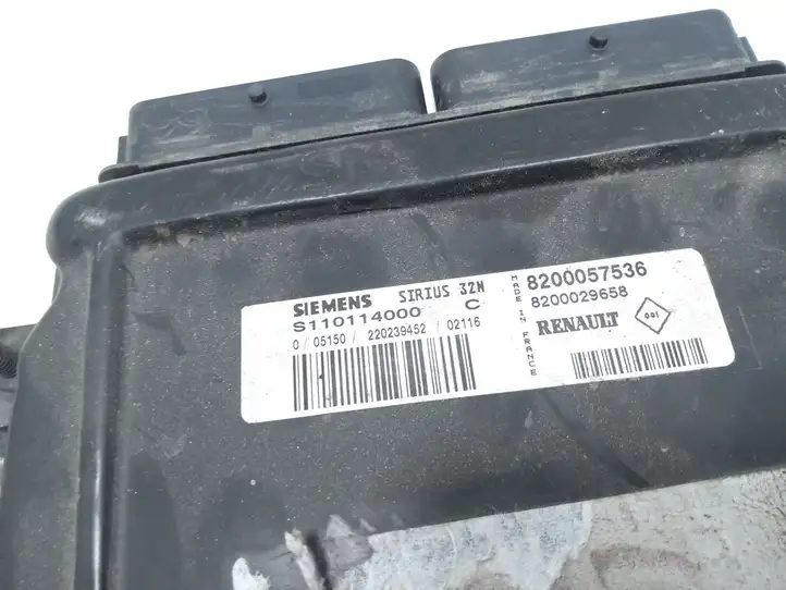 Renault Scenic II - Grand scenic II (2006 - 2009) S110114000 Блок управления двигателем (ECU) — фото 3