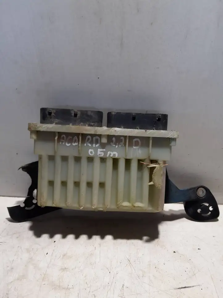 Honda Accord (2003 - 2007)   Модуль управления вентилятором